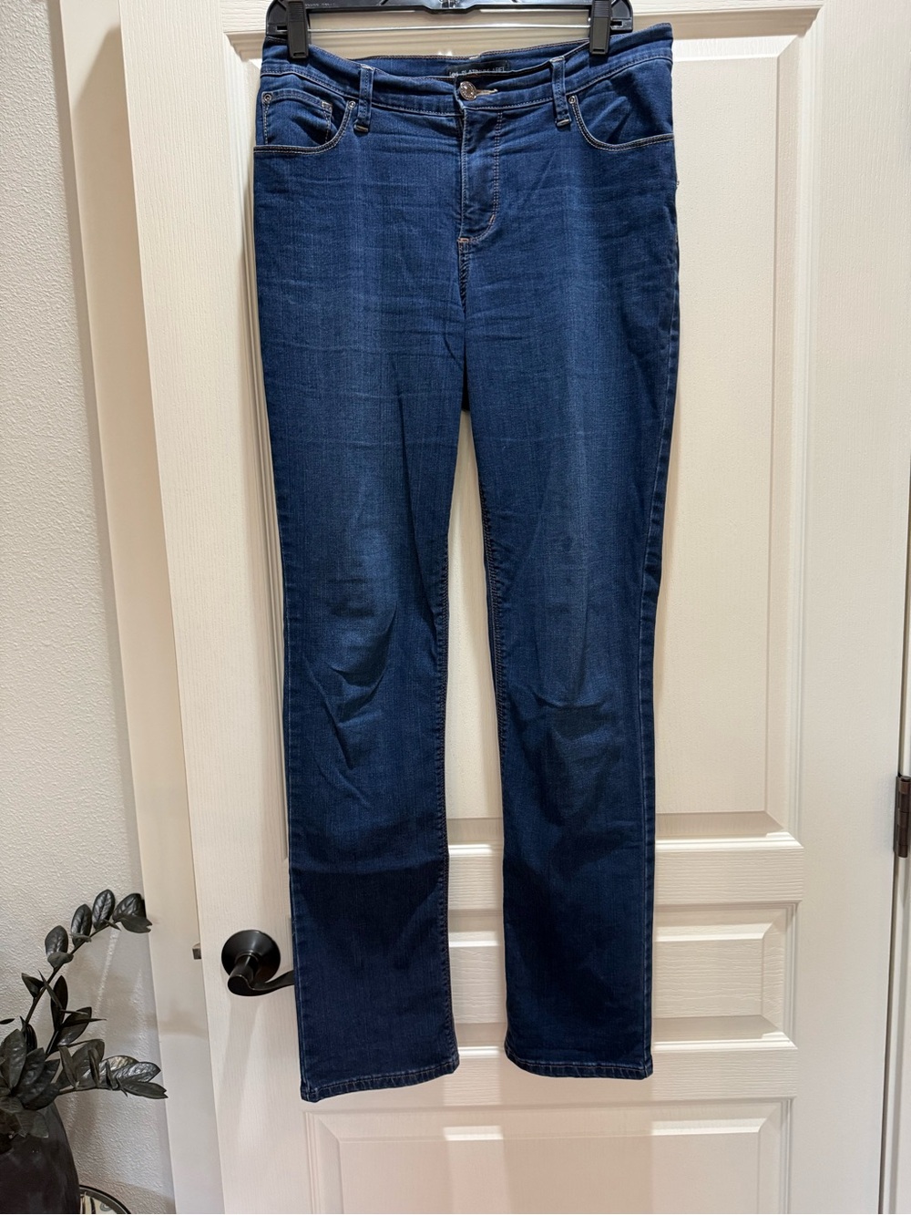 Lee Platinum Label Classic Fit Straight-Leg women’s Jeans in Dark Blue 6 Tall